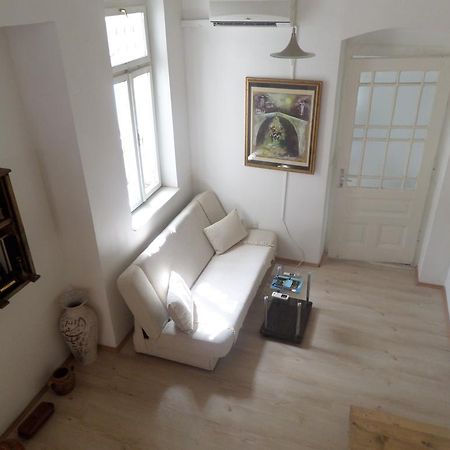River Apartment モスタル エクステリア 写真