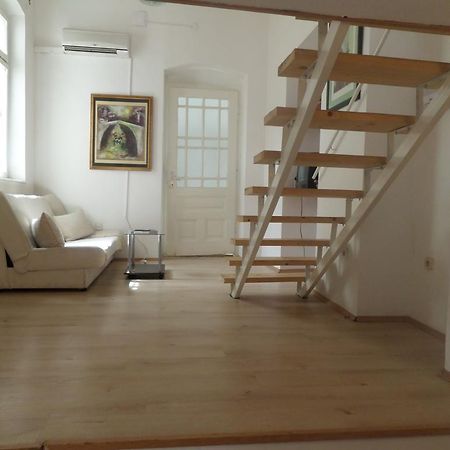 River Apartment モスタル エクステリア 写真